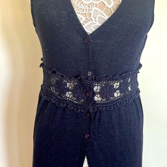 One Clothing. NWT Maxi Sweater Vest - Picture 4 of 15